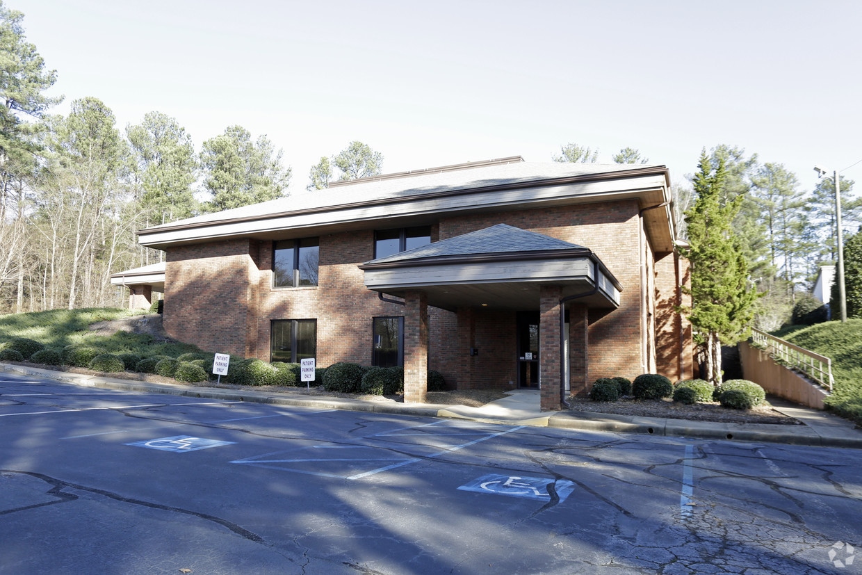 SOLD – 14,000 Square Foot Office in Spartanburg