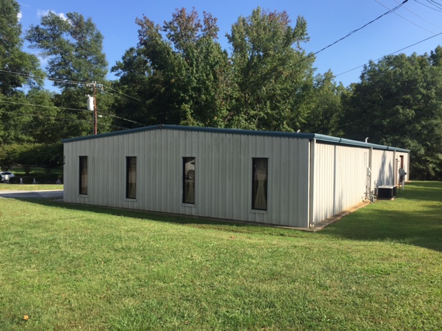 SOLD – 4,000 SF Industrial Flex Building in Simpsonville